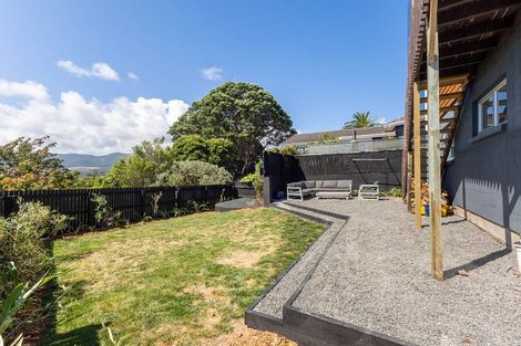 Photo of property in 12b Kohutuhutu Road, Raumati Beach, Paraparaumu, 5032