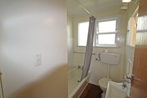 Photo of property in 12 South Road, Moturoa, New Plymouth, 4310