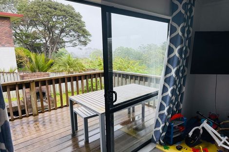 Photo of property in 3/198 Don Buck Road, Massey, Auckland, 0614