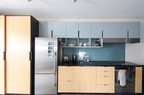 Photo of property in 76 Brougham Street, Mount Victoria, Wellington, 6011