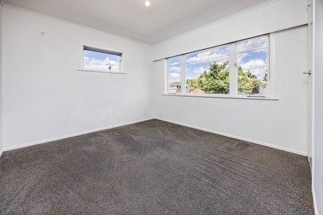 Photo of property in 41 Hill Crescent, Papakura, 2110