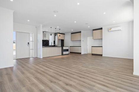 Photo of property in 18 Murray Ward Drive, Te Kauwhata, 3710