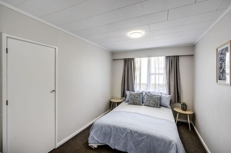 Photo of property in 23 Kent Terrace, Taradale, Napier, 4112