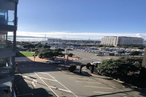 Photo of property in Piermont Apartments, 4i/82 Cable Street, Te Aro, Wellington, 6011
