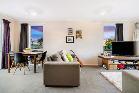 Photo of property in 32b Mili Way, Ranui, Auckland, 0612