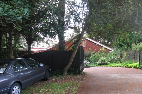 Photo of property in 50 Park Road, Titirangi, Auckland, 0604