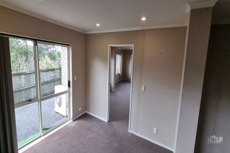 Photo of property in 33 Rush Creek Drive, Westgate, Auckland, 0614