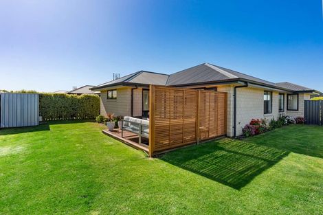 Photo of property in 1 Julia Close, Rolleston, 7614