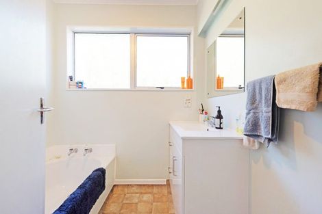 Photo of property in 22 Rothwell Street, Titahi Bay, Porirua, 5022