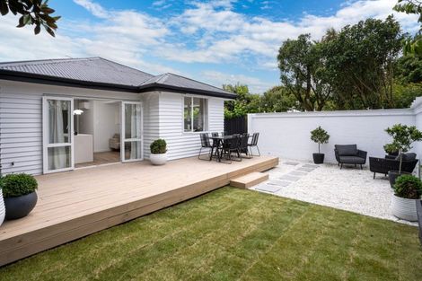 Photo of property in 18 Dover Street, St Albans, Christchurch, 8014