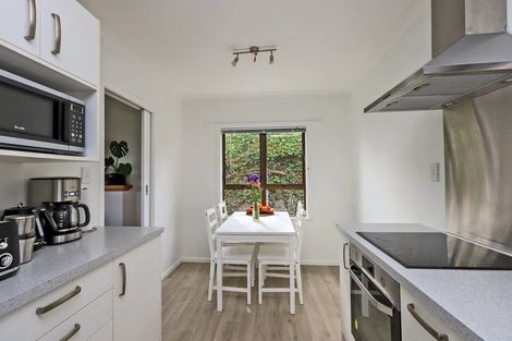 Photo of property in 37 Given Street, Havelock North, 4130