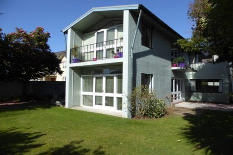 Photo of property in 28 Glandovey Road, Fendalton, Christchurch, 8052