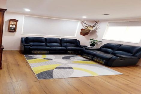 Photo of property in 7 Scotts Field Drive, Takanini, 2112