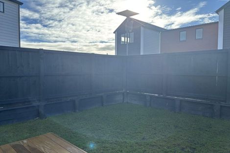 Photo of property in 41u3 Prisk Street, Melville, Hamilton, 3206