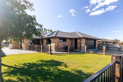 Photo of property in 22 Irishman Drive, Twizel, 7901