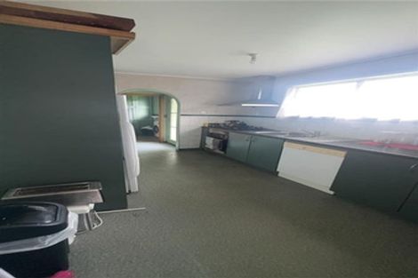 Photo of property in 583 Massey Road, Mangere, Auckland, 2022