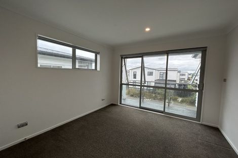 Photo of property in 3 Silvereye Road, Hobsonville, Auckland, 0616