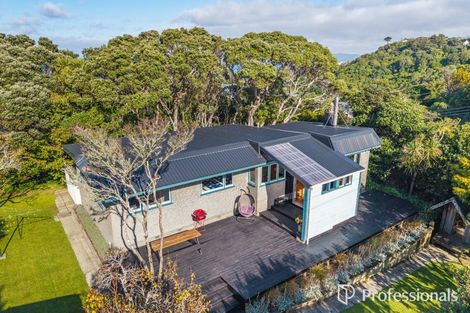 Photo of property in 20 London Road, Korokoro, Lower Hutt, 5012