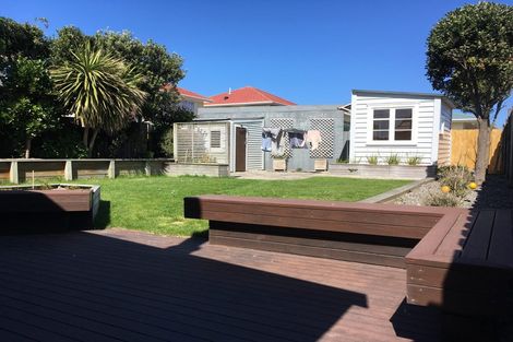Photo of property in 131 Apu Crescent, Lyall Bay, Wellington, 6022