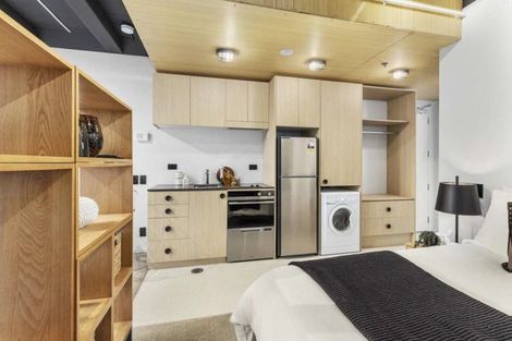 Photo of property in Vedado Apartments, 105/41u Hopper Street, Mount Cook, Wellington, 6011