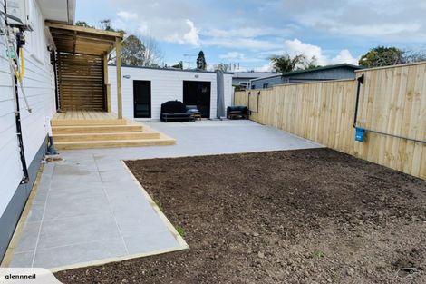 Photo of property in 2 Justin Place, Te Atatu Peninsula, Auckland, 0610