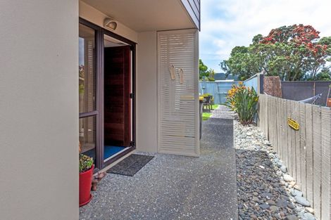 Photo of property in 613c Beach Road, Whangamata, 3620