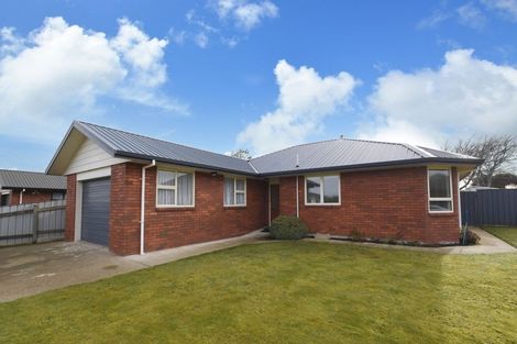 Photo of property in 120 Newcastle Street, Windsor, Invercargill, 9810