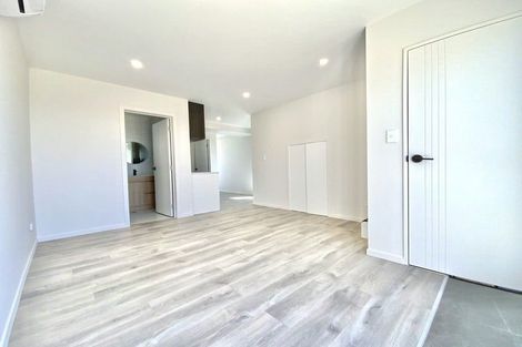 Photo of property in 17 Auranga Drive, Karaka, Papakura, 2113