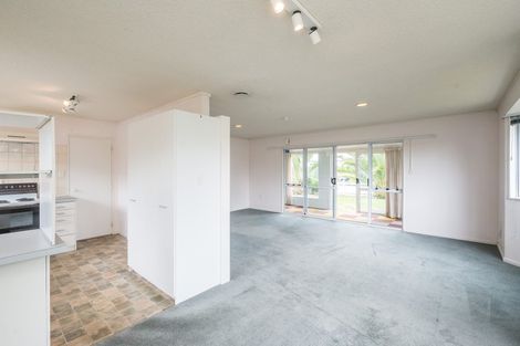 Photo of property in 44 Langdale Avenue, Paraparaumu, 5032