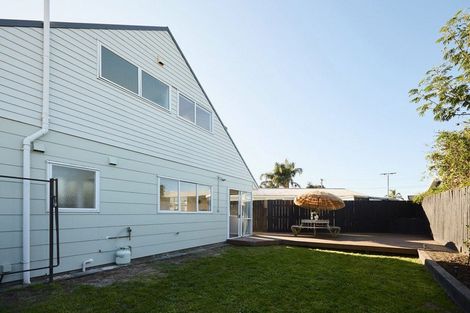 Photo of property in 2a Leander Street, Mount Maunganui, 3116