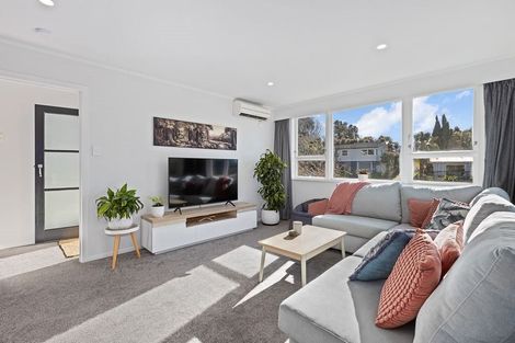 Photo of property in 39 Japonica Drive, Beach Haven, Auckland, 0626