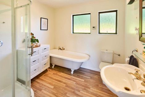 Photo of property in 16 Transom Close, Whitby, Porirua, 5024