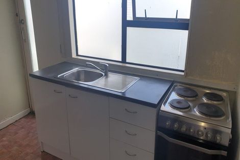 Photo of property in 53a Pleasant Road, Glen Eden, Auckland, 0602