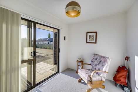 Photo of property in 2/290 Kennedy Road, Onekawa, Napier, 4110