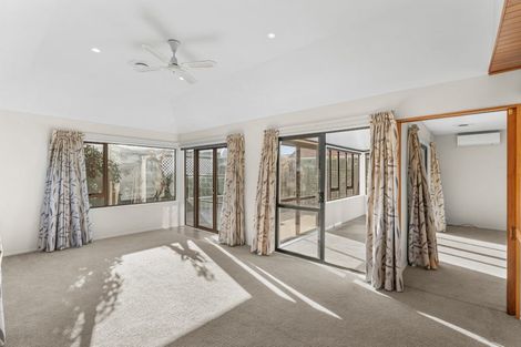 Photo of property in 26 Broadfell Avenue, Avonhead, Christchurch, 8042