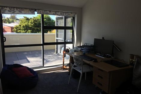 Photo of property in 40 Lyons Avenue, Murrays Bay, Auckland, 0630