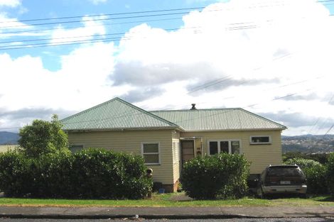 Photo of property in 37 Sunhill Road, Sunnyvale, Auckland, 0612