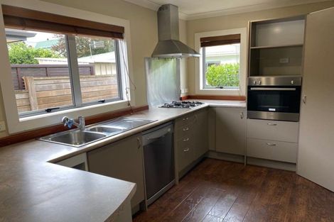 Photo of property in 8a Neeve Place, Taradale, Napier, 4112