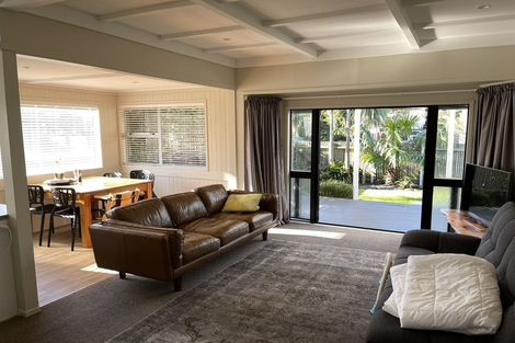 Photo of property in 1/59 Hattaway Avenue, Bucklands Beach, Auckland, 2012