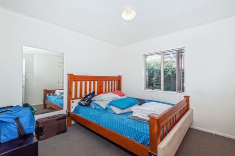 Photo of property in 15 Saybrook Place, Mangere, Auckland, 2022