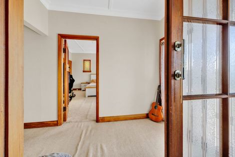 Photo of property in 32 Leicester Street, Patea, 4520