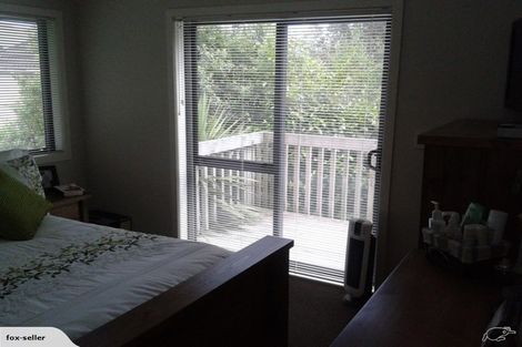 Photo of property in 28c Ronald Woolf Place, Churton Park, Wellington, 6037