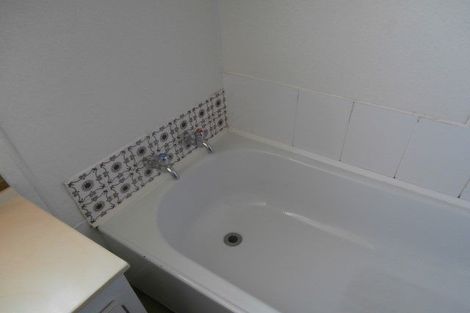 Photo of property in 5/62 Picton Avenue, Riccarton, Christchurch, 8011