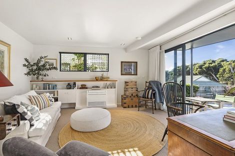 Photo of property in 74 Falkirk Avenue, Seatoun, Wellington, 6022