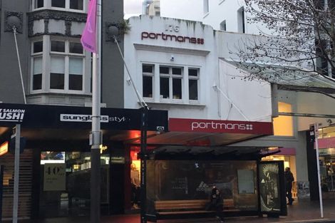 Photo of property in 1/176 Queen Street, Northcote Point, Auckland, 0627