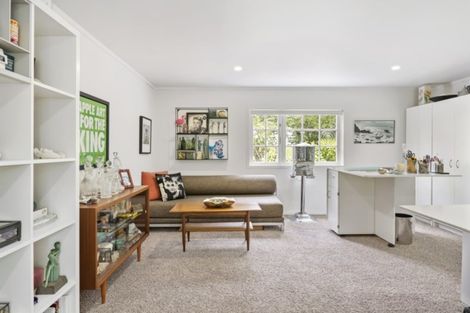 Photo of property in 53 Nui Mana Place, Te Atatu South, Auckland, 0610