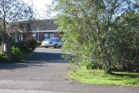 Photo of property in 22 Crampton Court, Orewa, 0931