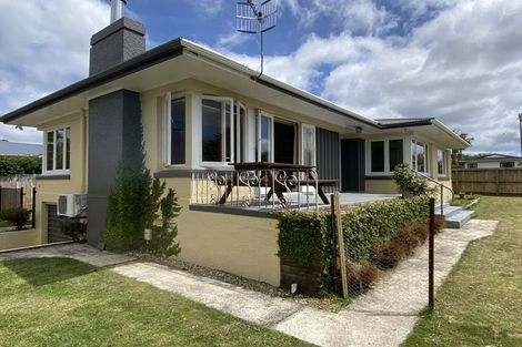 Photo of property in 12 Kowhai Park Road, Maunu, Whangarei, 0110