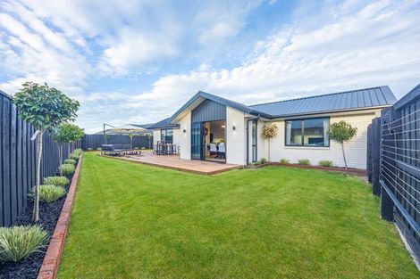 Photo of property in 81 Tiritiri Moana Drive, Pegasus, 7612