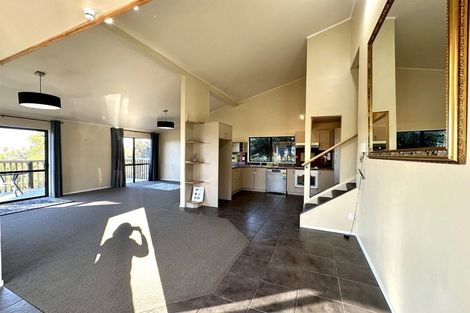 Photo of property in 141 Colwill Road, Massey, Auckland, 0614
